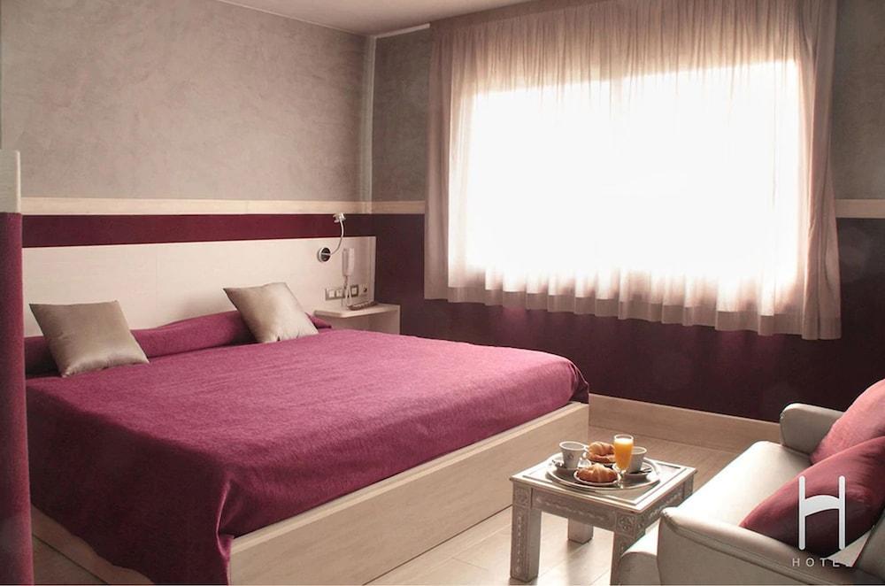 Hotel H Granollers Exteriör bild