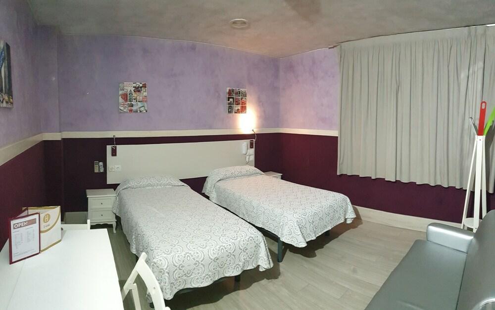 Hotel H Granollers Exteriör bild