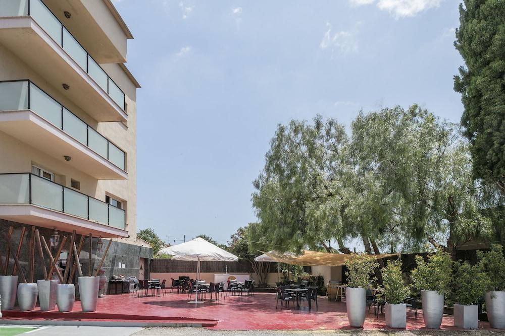 Hotel H Granollers Exteriör bild